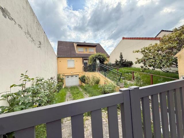 Vente Maison 4 pièces 104.49 m2 Drancy
