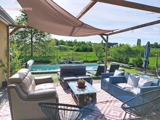 Vente Maison 4 pièces 105 m2 Laruscade