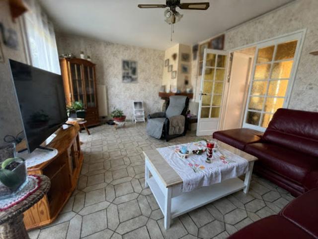 Vente Maison 4 pièces 105 m2 Saint Germain du Puy