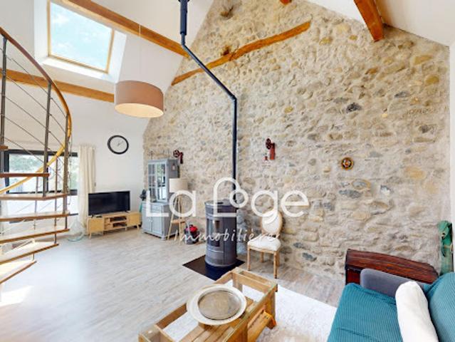 Vente Maison 4 pièces 105 m2 Saint Laurent du Cros