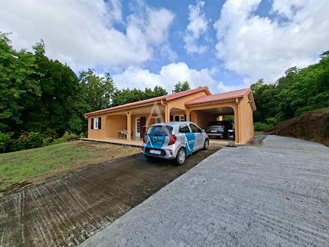 Vente Maison 4 pièces 105.59 m2 Schoelcher