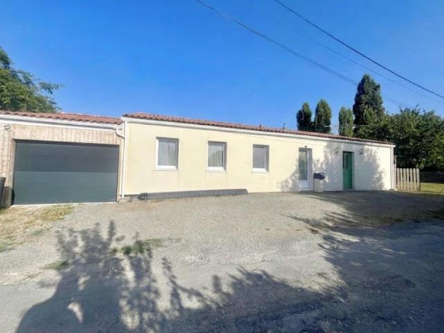 Vente Maison 4 pièces 106 m2 Corme Royal