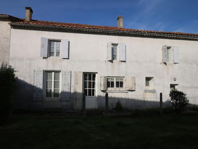 Vente Maison 4 pièces 106.78 m2 Loulay