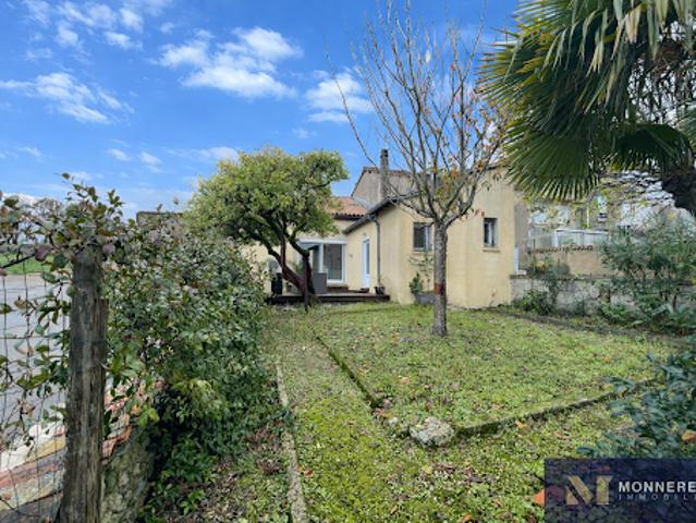 Vente Maison 4 pièces 107 m2 Barbezieux Saint Hilaire