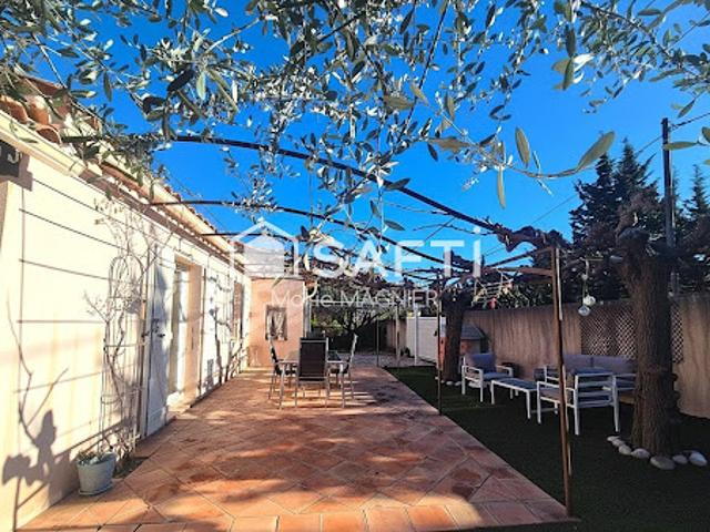 Vente Maison 4 pièces 107 m2 Cogolin