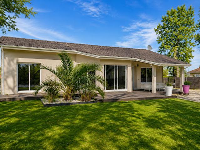 Vente Maison 4 pièces 107.72 m2 Lesparre Médoc