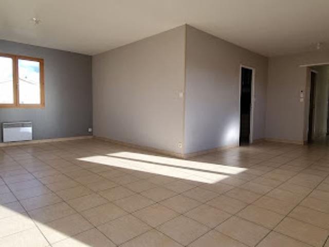 Vente Maison 4 pièces 108 m2 Coutras