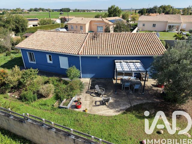 Vente Maison 4 pièces 108 m2 Roullet Saint Estèphe