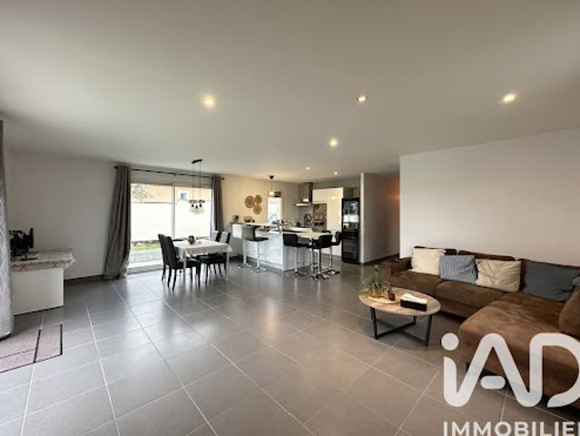 Vente Maison 4 pièces 109 m2 Carbon Blanc