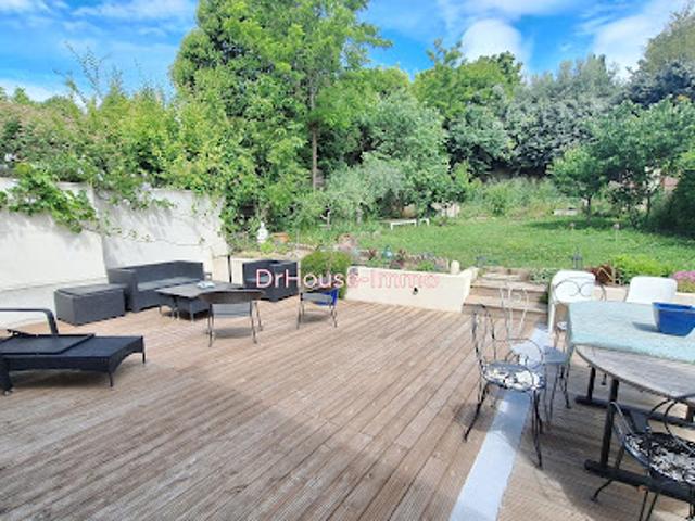 Vente Maison 4 pièces 100 m2 Aix en Provence