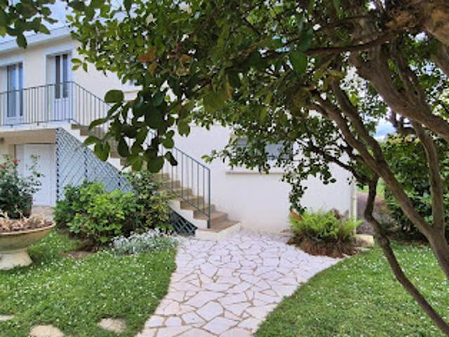 Vente Maison 4 pièces 100 m2 Echiré
