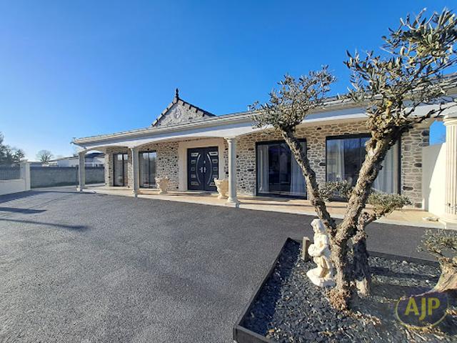 Vente Maison 4 pièces 100 m2 Froidfond