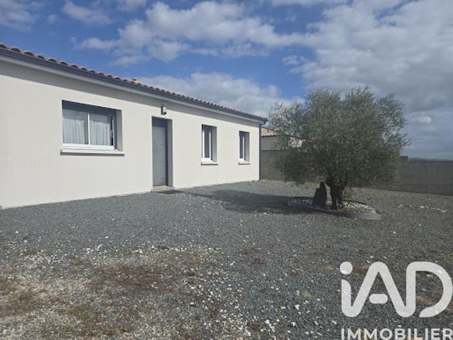 Vente Maison 4 pièces 100 m2 Jarnac Champagne