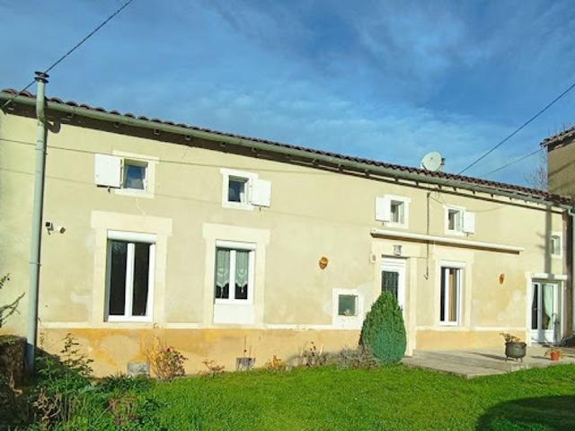 Vente Maison 4 pièces 100 m2 Jonzac