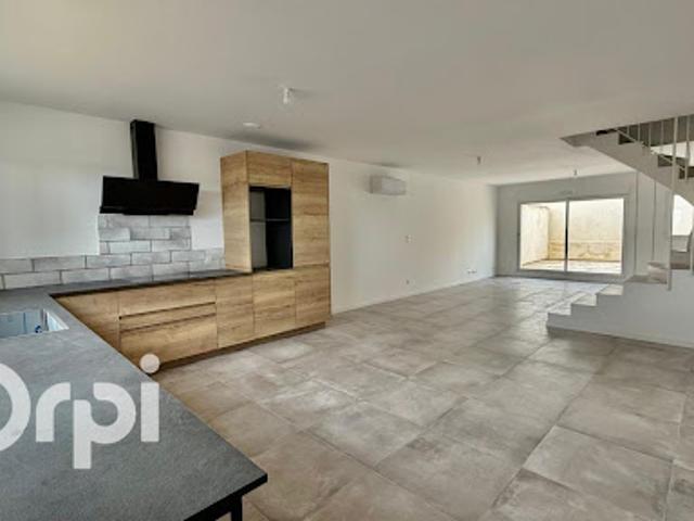 Vente Maison 4 pièces 100 m2 La Fare les Oliviers
