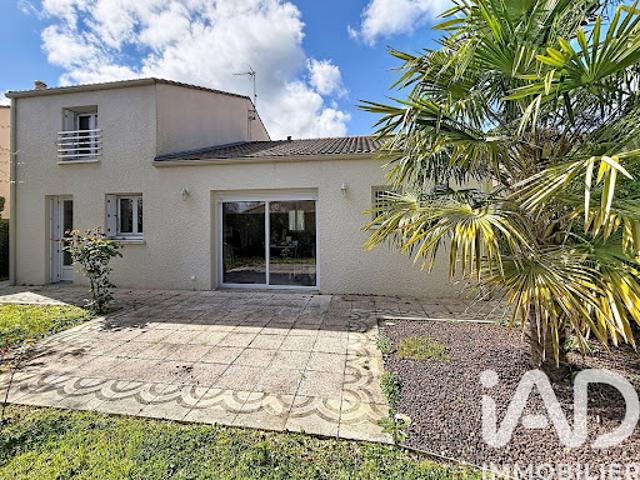 Vente Maison 4 pièces 100 m2 Vasles