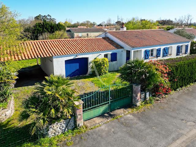 Vente Maison 4 pièces 100.69 m2 Le Perrier