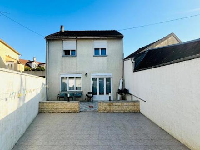 Vente Maison 4 pièces 101 m2 Garges les gonesse