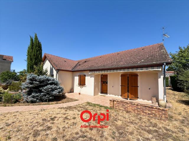Vente Maison 4 pièces 101.89 m2 Montluçon
