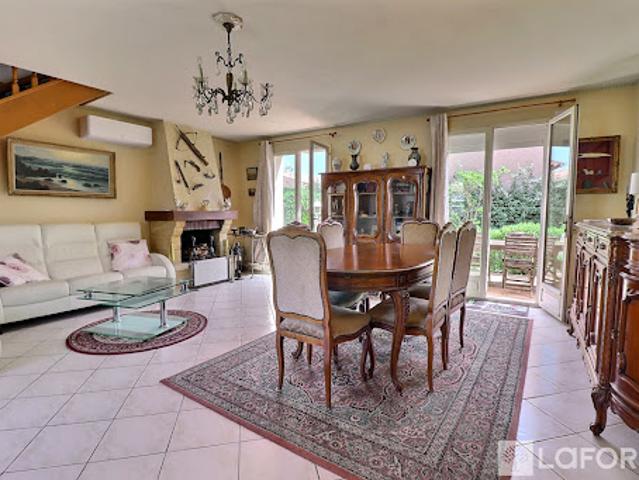 Vente Maison 4 pièces 102 m2 La Londe les Maures