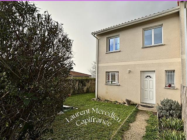Vente Maison 4 pièces 102 m2 Prignac et Marcamps