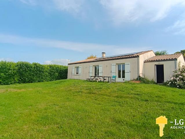 Vente Maison 4 pièces 102 m2 Saint Ciers du Taillon