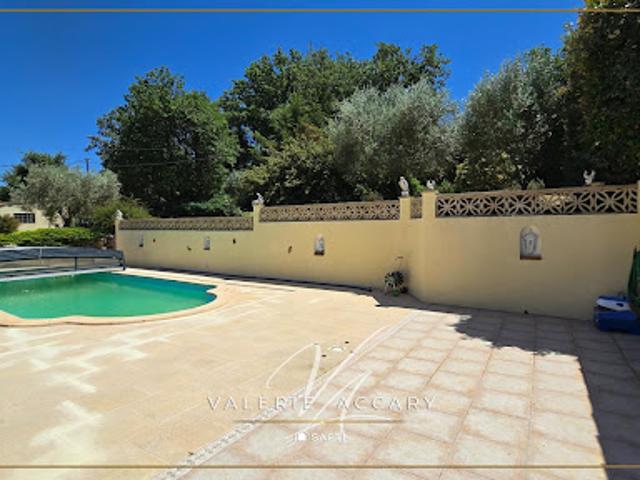 Vente Maison 4 pièces 102 m2 Sainte Anastasie sur Issole
