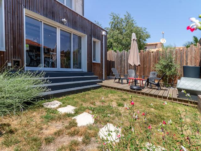 Vente Maison 4 pièces 102 m2 Saintes
