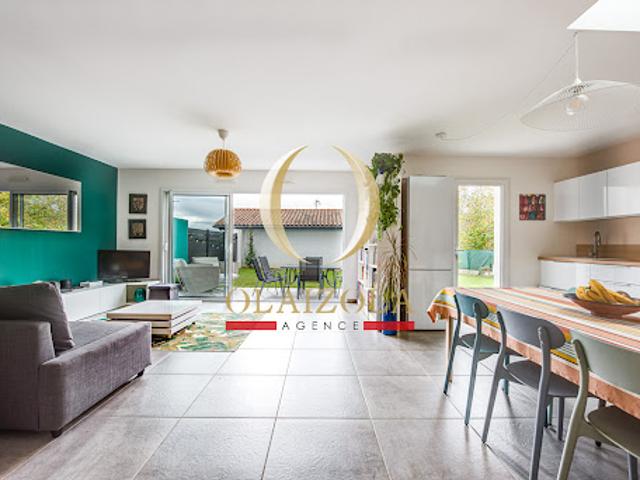 Vente Maison 4 pièces 102.36 m2 Saint Pée sur Nivelle