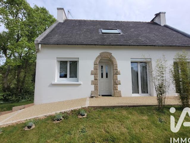 Vente Maison 4 pièces 103 m2 Châteauneuf du Faou