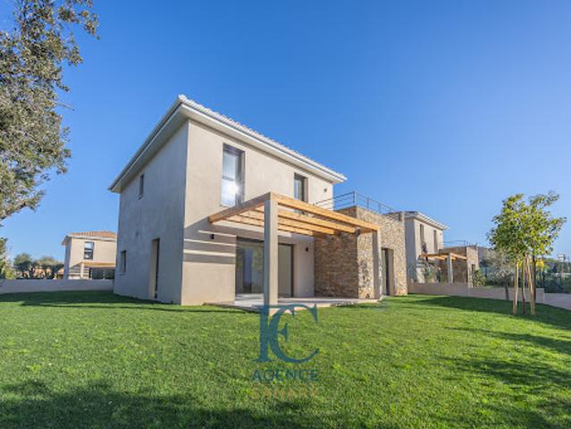 Vente Maison 4 pièces 114.5 m2 Six Fours les Plages