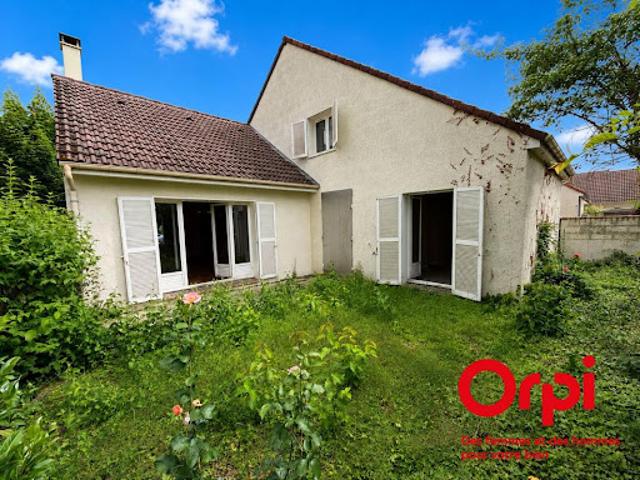 Vente Maison 4 pièces 115 m2 Montigny le Bretonneux