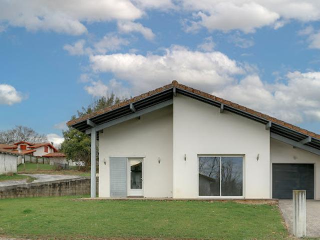 Vente Maison 4 pièces 115 m2 Bassussarry