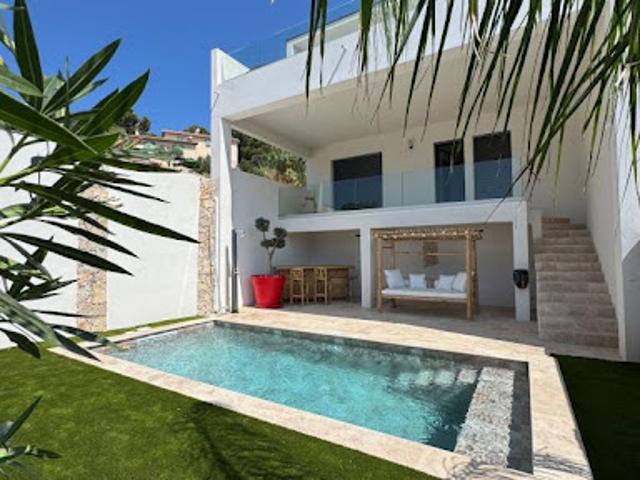 Vente Maison 4 pièces 115 m2 Ceyreste