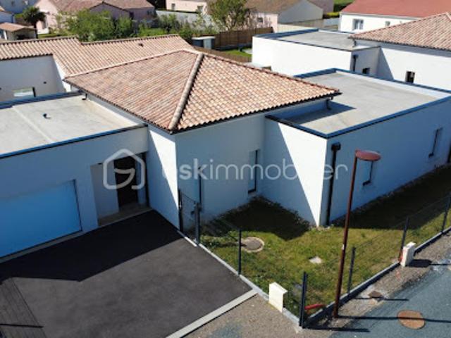 Vente Maison 4 pièces 116 m2 Saint Hilaire la Forêt