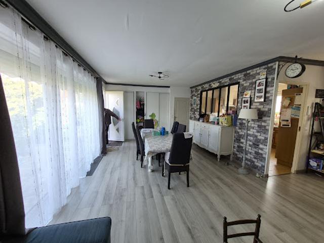 Vente Maison 4 pièces 117 m2 Dangé Saint Romain