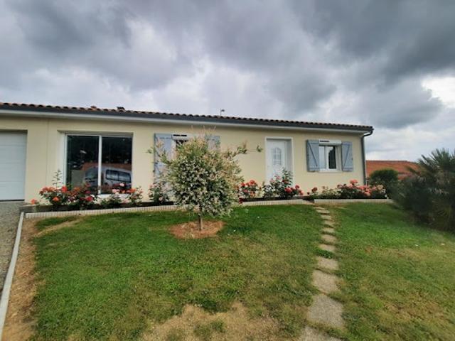 Vente Maison 4 pièces 118 m2 Confolens