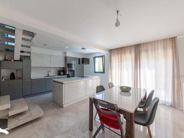 Vente Maison 4 pièces 118 m2 Goudourville