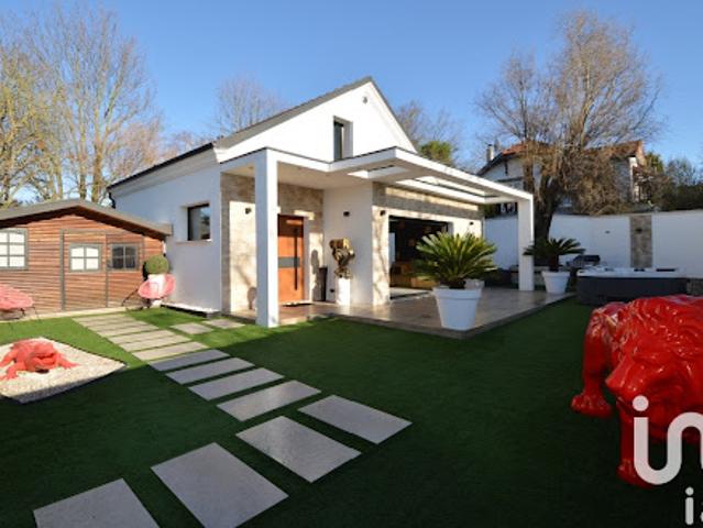 Vente Maison 4 pièces 118 m2 Sucy en Brie