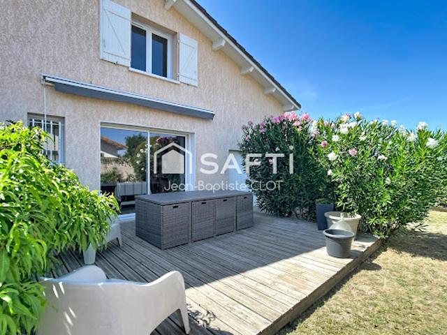 Vente Maison 4 pièces 110 m2 Langon