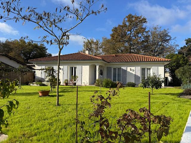 Vente Maison 4 pièces 110 m2 Le Taillan Médoc