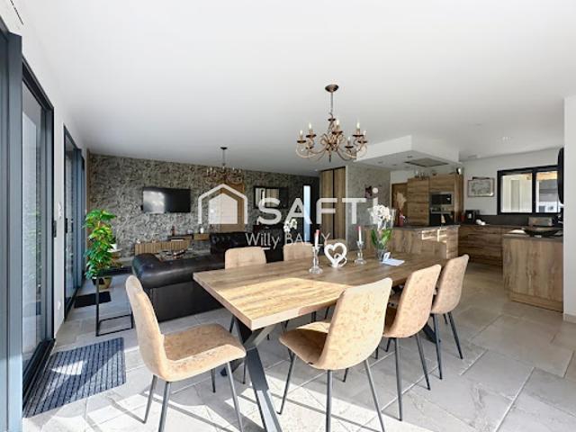 Vente Maison 4 pièces 111 m2 Montreuil