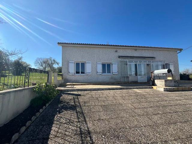 Vente Maison 4 pièces 111 m2 Bors de montmoreau