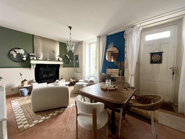 Vente Maison 4 pièces 111 m2 Cadillac sur Garonne