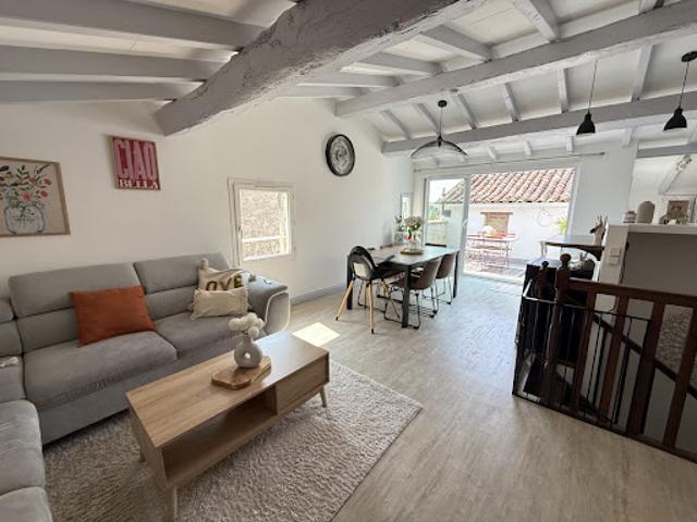 Vente Maison 4 pièces 111 m2 Saintes