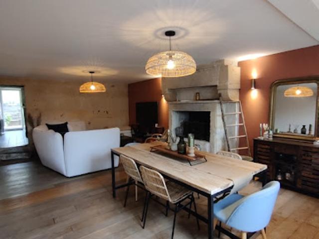 Vente Maison 4 pièces 111 m2 Saintes