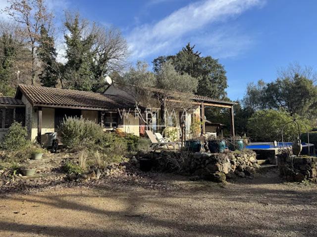Vente Maison 4 pièces 111 m2 Salernes