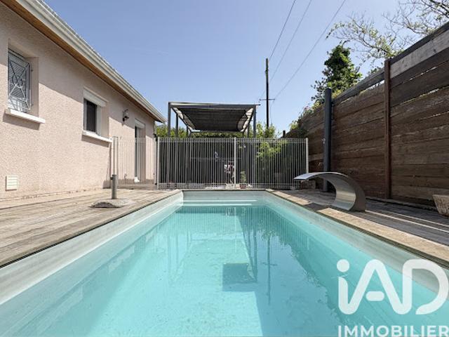 Vente Maison 4 pièces 112 m2 Ambares et lagrave