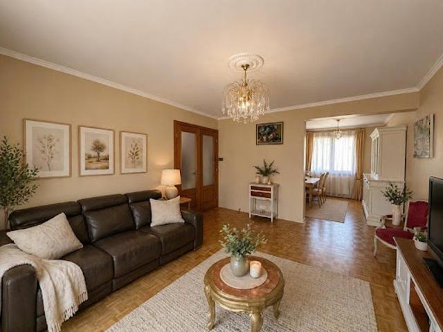 Vente Maison 4 pièces 112 m2 Saint Cyr l'Ecole