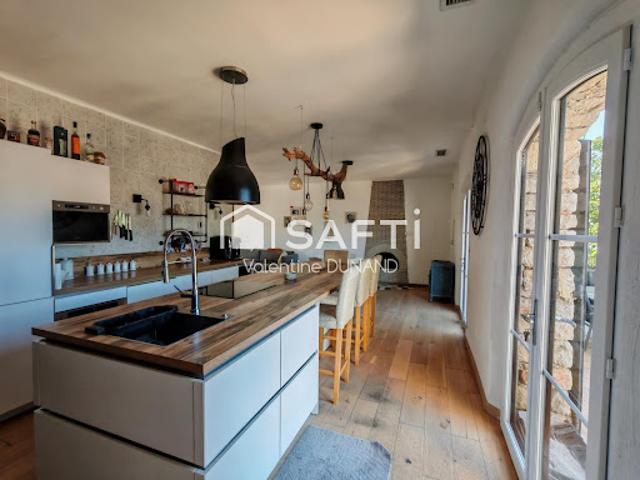 Vente Maison 4 pièces 113 m2 La Roquebrussanne